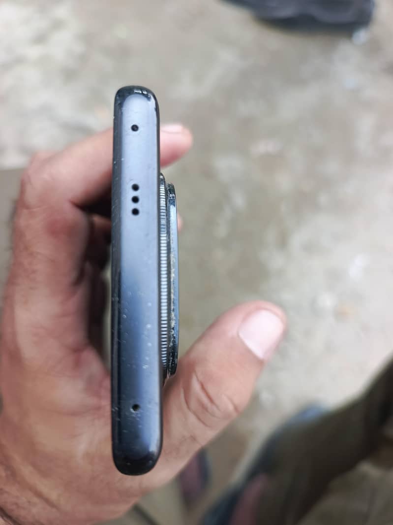 Xiaomi Redmi Note 14 Pro Plus 1