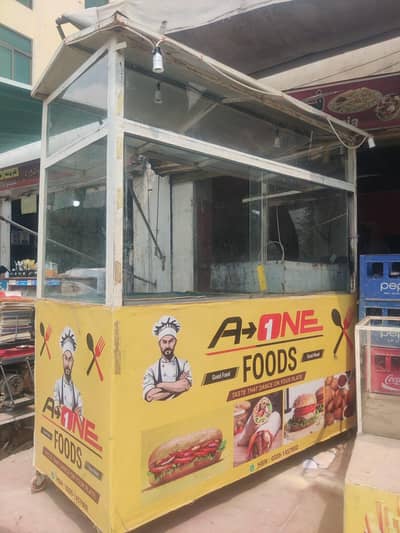 shawrma and burger counter achi condition ma hai urgent sale location