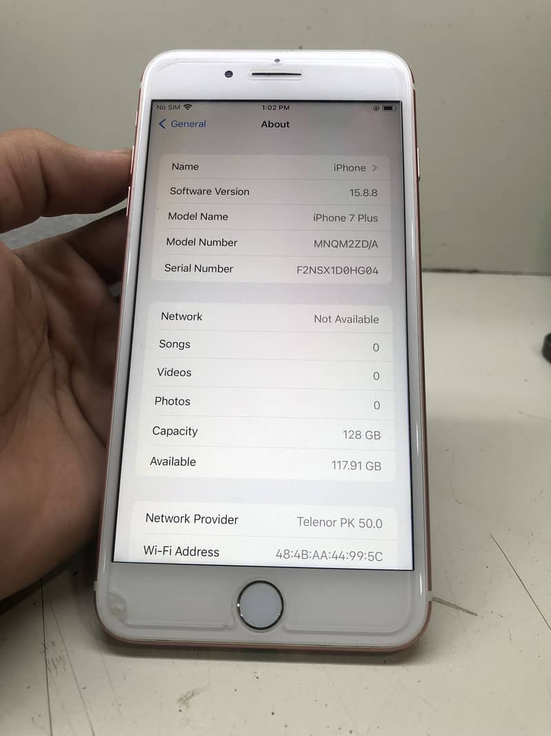 Apple iPhone 7 Plus 4