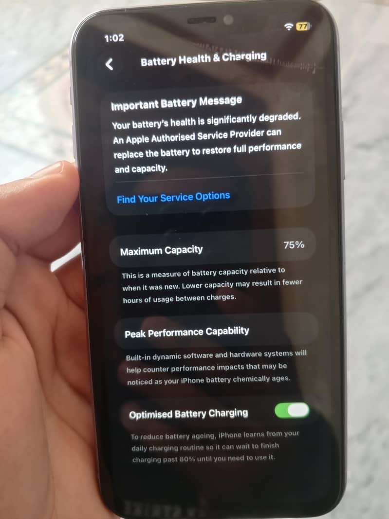 Apple iPhone 11 4