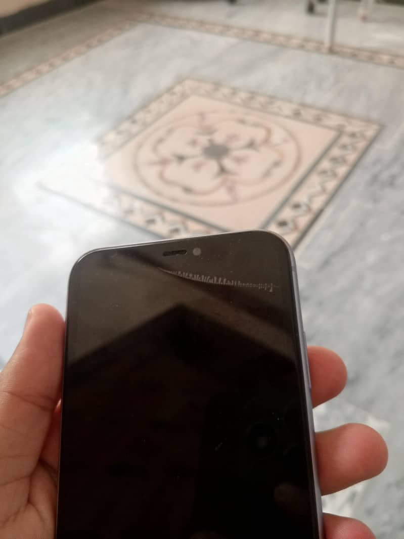 Apple iPhone 11 13