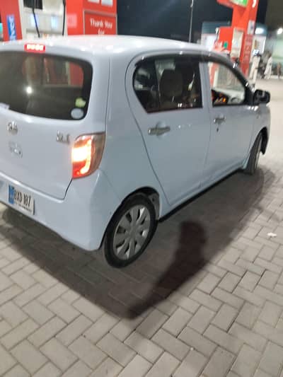 Daihatsu Mira 2012