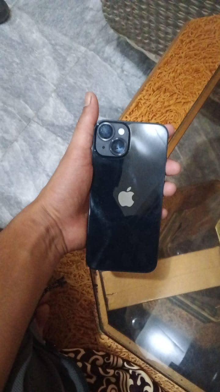 Apple iPhone 14 3
