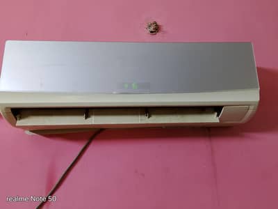 I want to sale my split ac 1 ton.