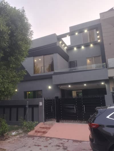 Prime Location Heart of Bahria Town