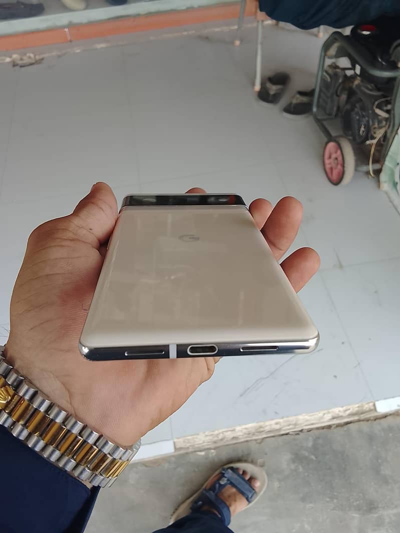 Google Pixel 6 Pro 2