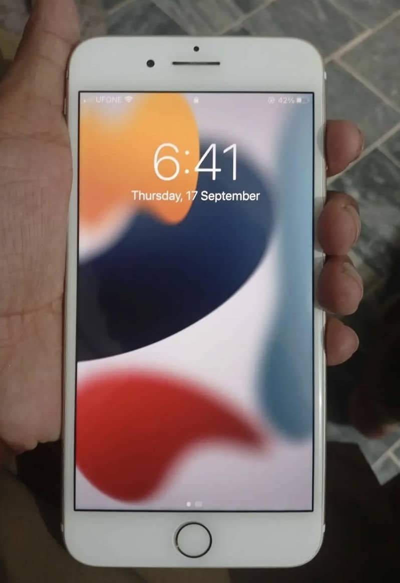 Apple iPhone 7 Plus 2