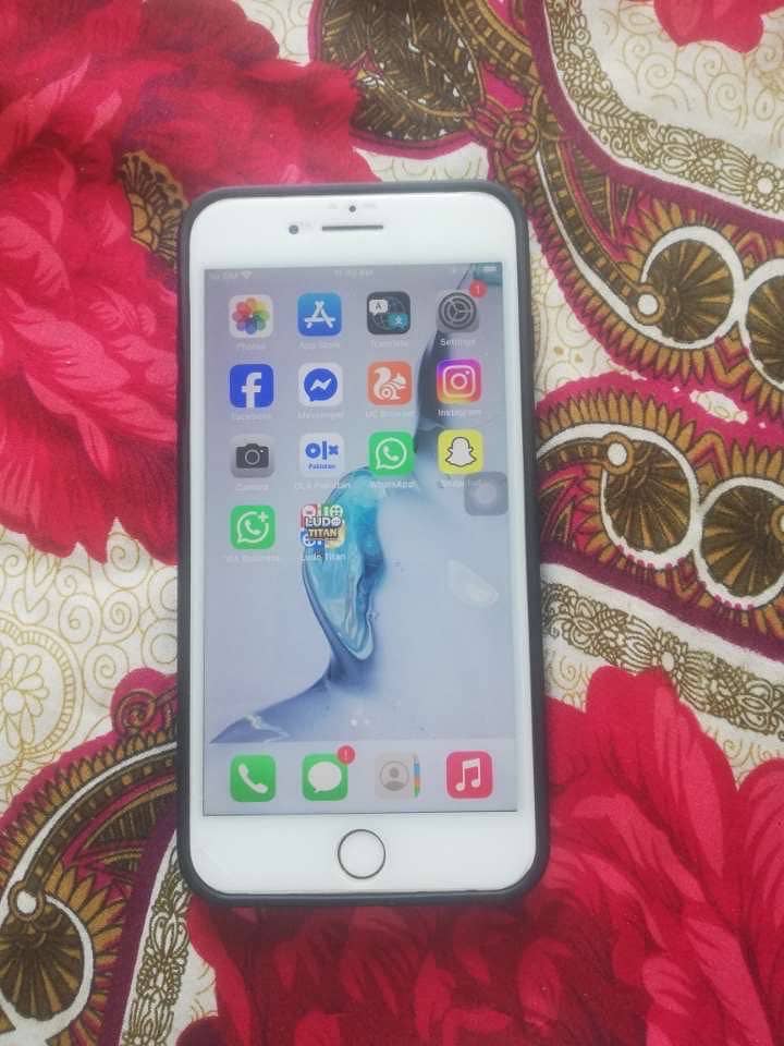 Apple iPhone 7 Plus 5