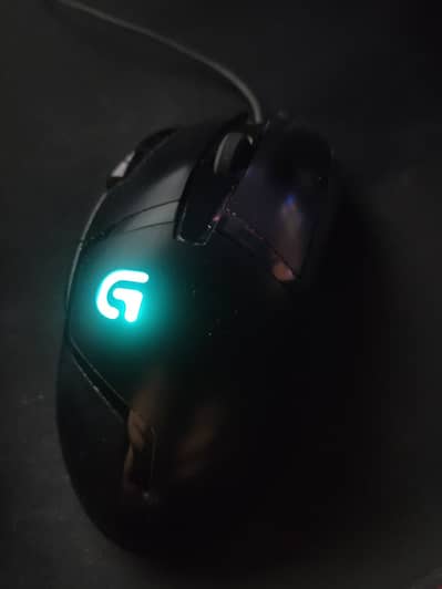 Logitech G402 9/10 Condition with Box