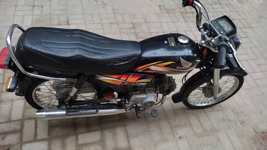 Honda CD 70 2022