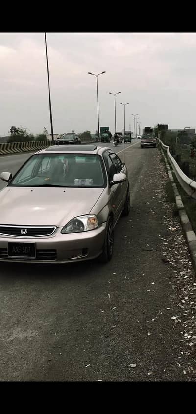 Honda Civic Oriel 2000