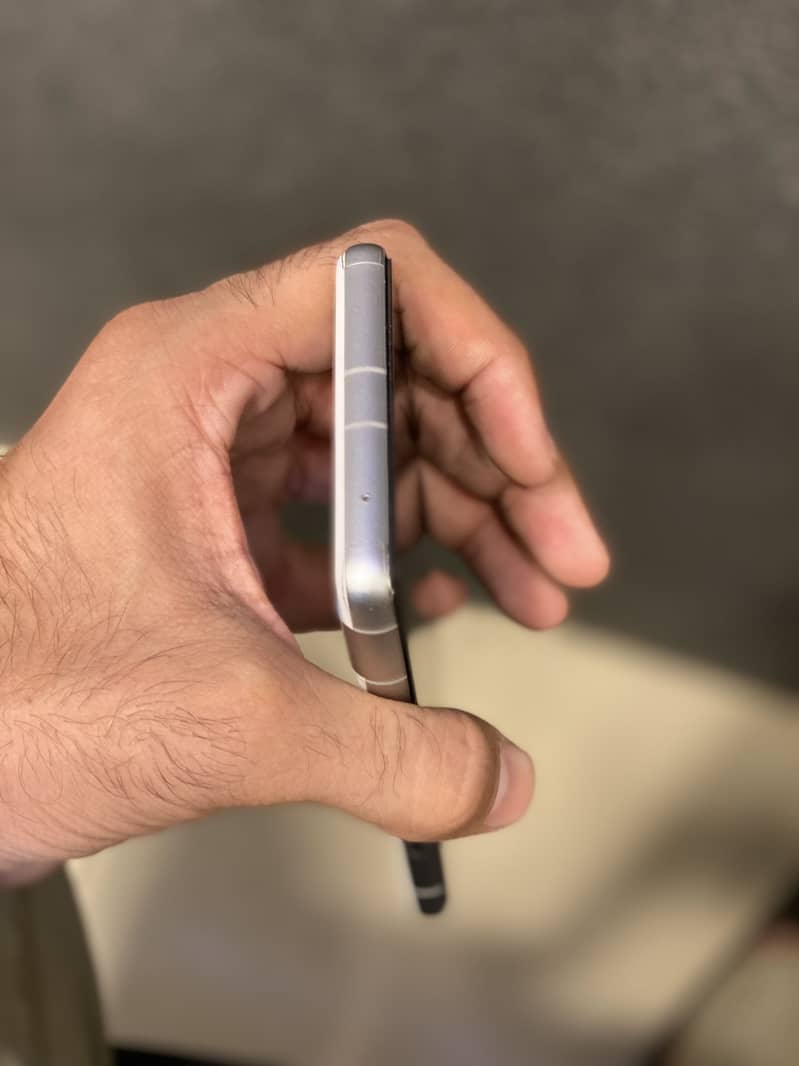 Google Pixel 7a 1