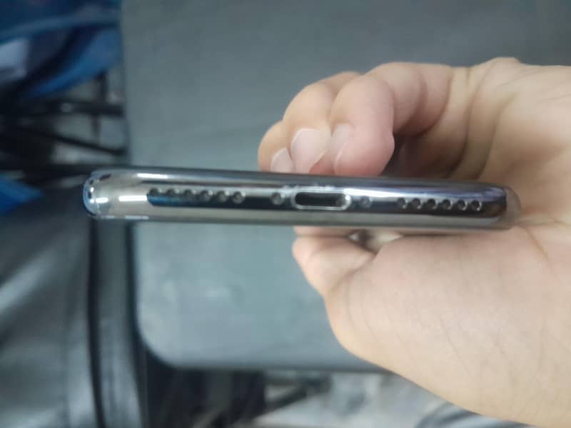 Apple iPhone X 2