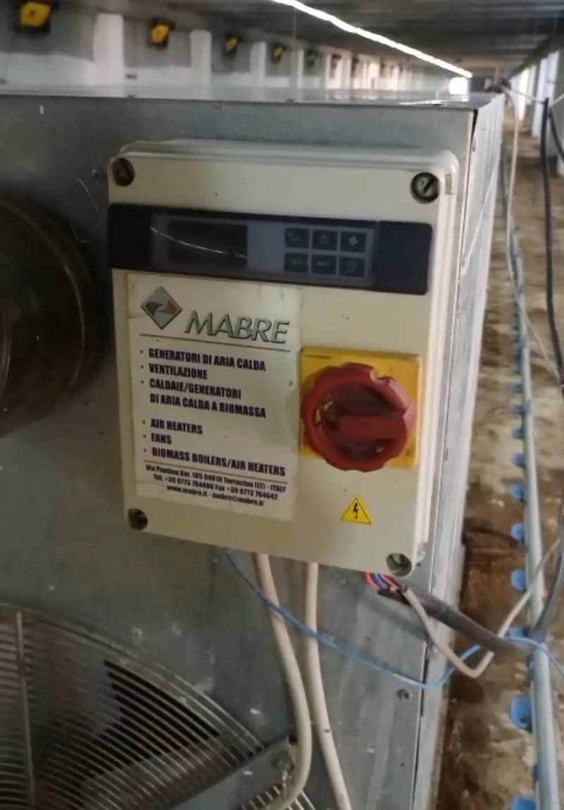 Brooder For poultry farm 2