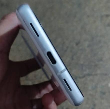 Google Pixel 7a 3