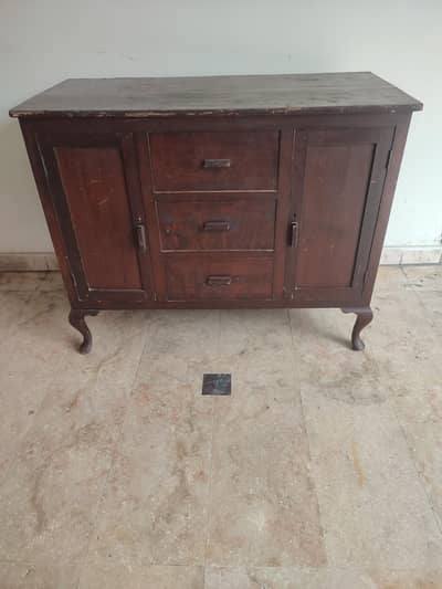 ANTIQUE SIDEBOARD