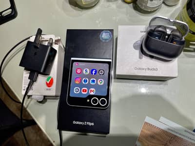 Samsung galaxy Z Flip 6 | PTA Approved physical + esim | 12gb/512gb