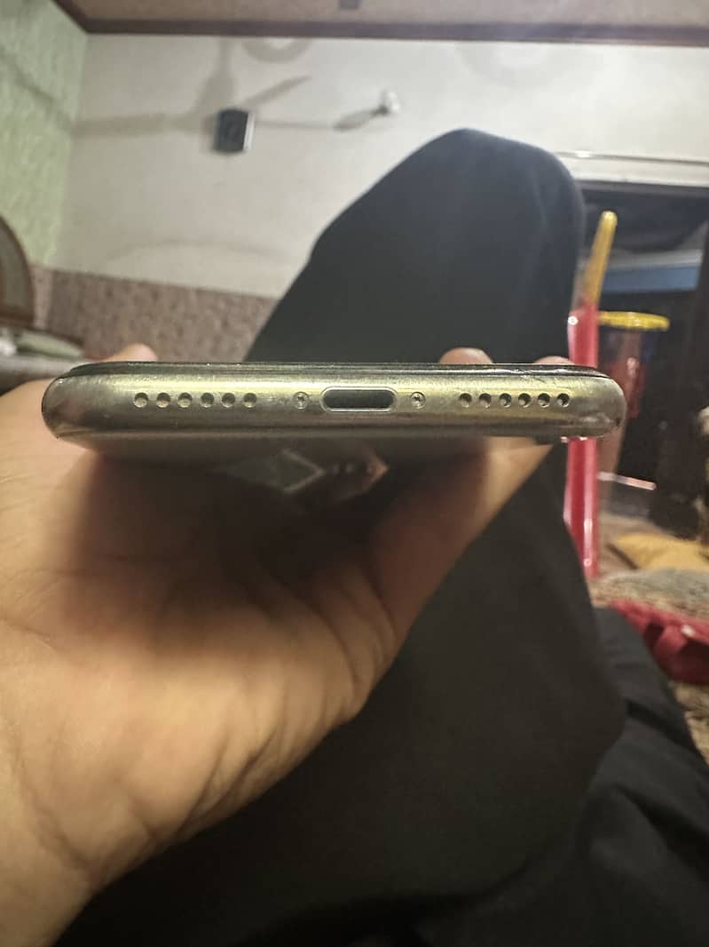 Apple iPhone X 2