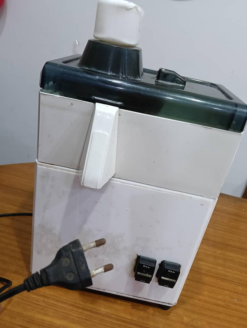 juicer machine 6