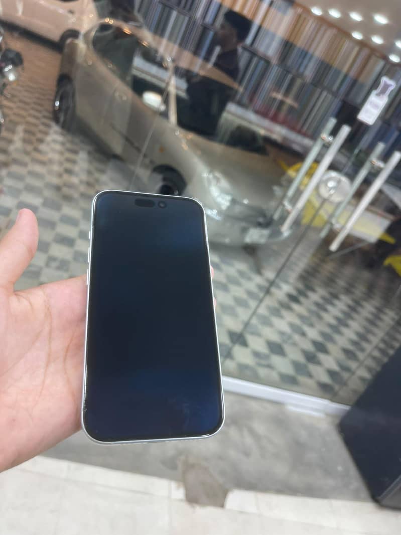 Apple iPhone 15 1