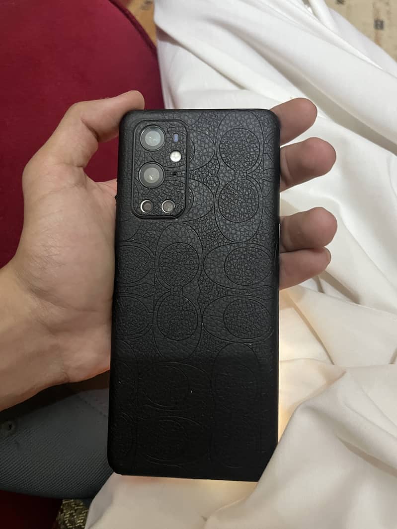 One Plus 9 Pro 0