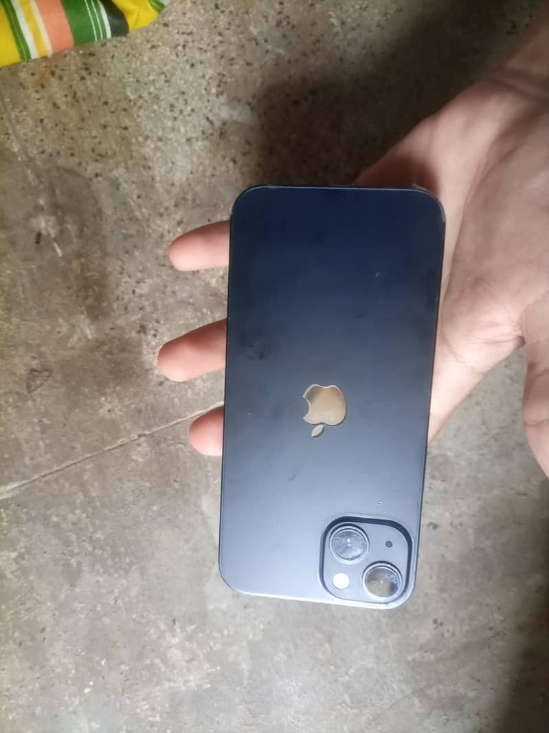Apple iPhone 13 1