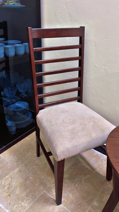 2 Dining Chairs with Small Center Table