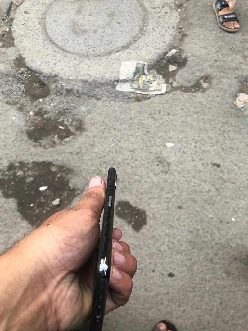 Apple iPhone X 1