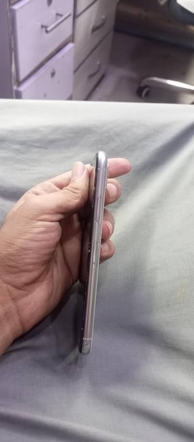 Apple iPhone X