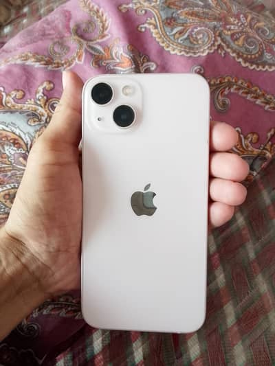 Apple iPhone 13