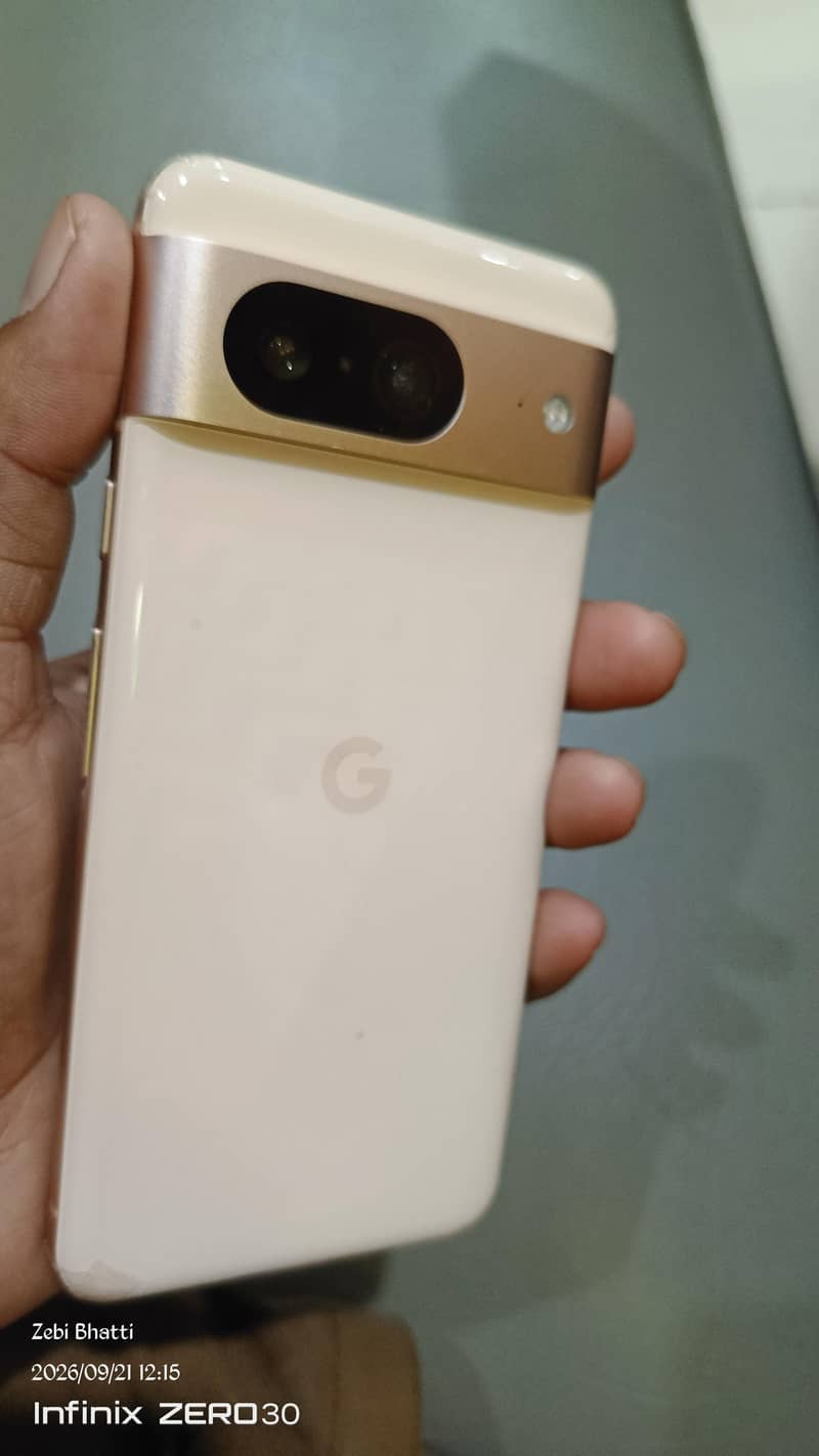 Google Pixel 8 1