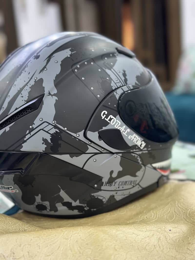 Helmet 2