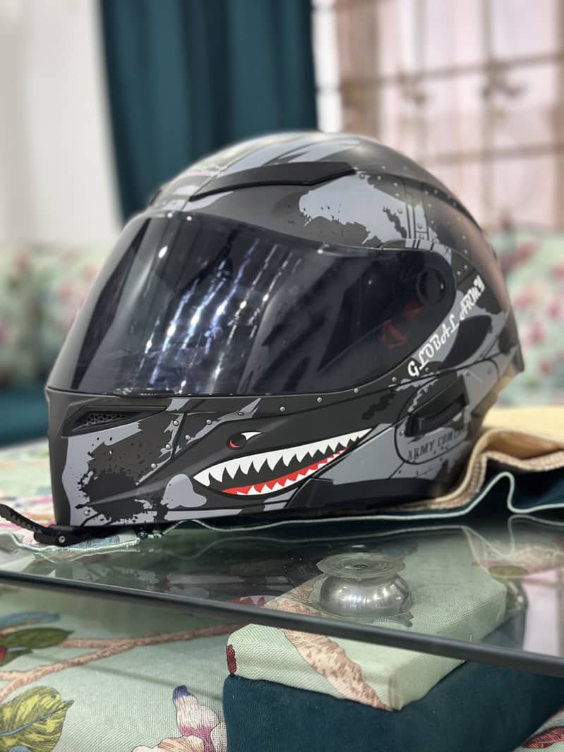 Helmet 5