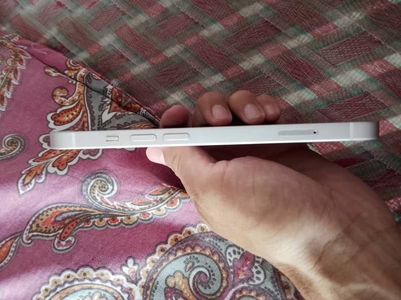 Iphone 13 2