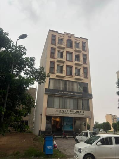 5 MARLA COMMERCIAL IDEAL LOCATION PLAZA FOR SALE BAHRIA TOWN LAHORE