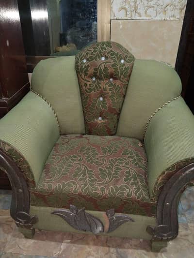 3 piece sofa set available