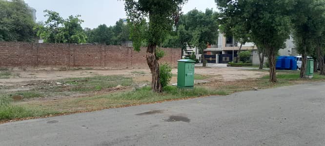 Cheapest 2 Marla Commercial Plot in Bahria Town