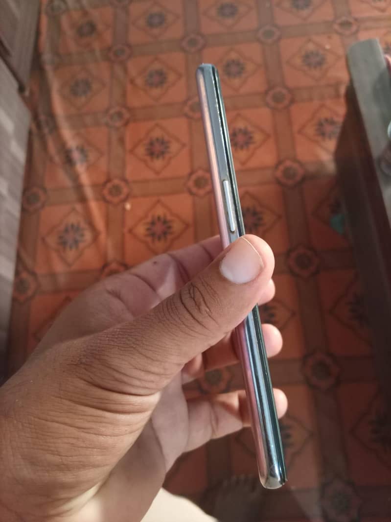 One Plus 9 4