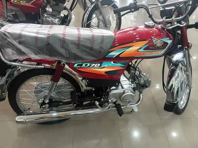 Honda CD70 2027  . .  03051860859