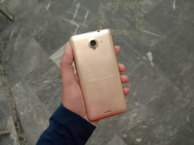 QMobile w35