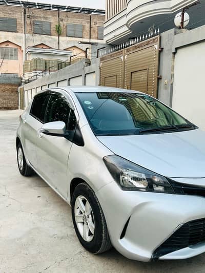Toyota Vitz 2017