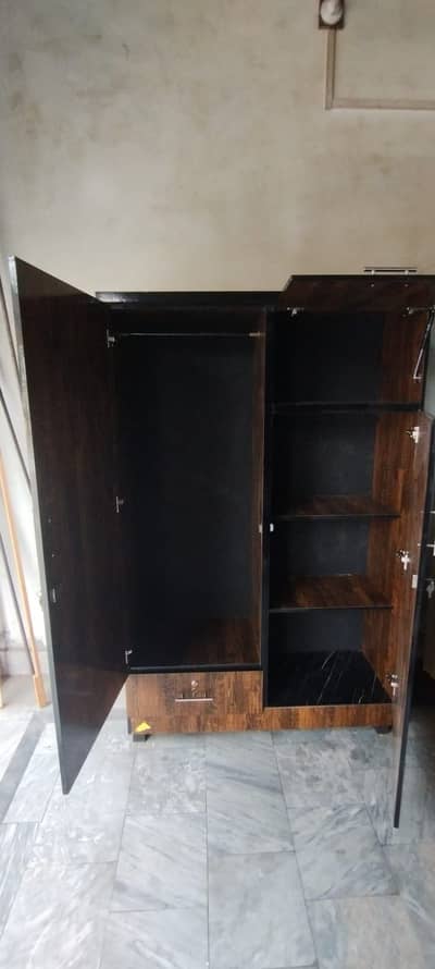 Luxurious and king size wardrobes