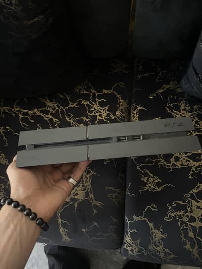 Playstation 4 fat model 500gb