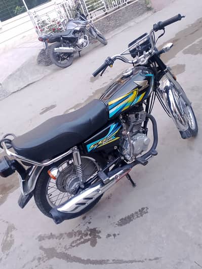 Honda CG 125 2023