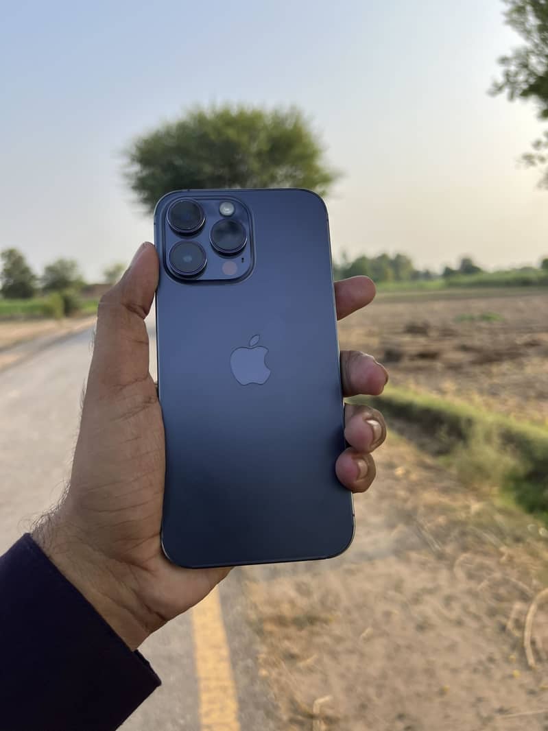Apple iPhone 14 Pro Max 2