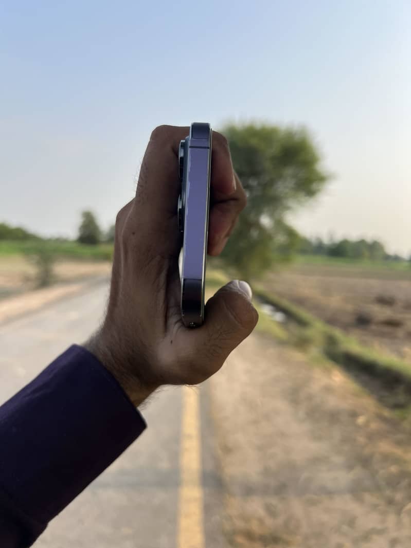 Apple iPhone 14 Pro Max 5