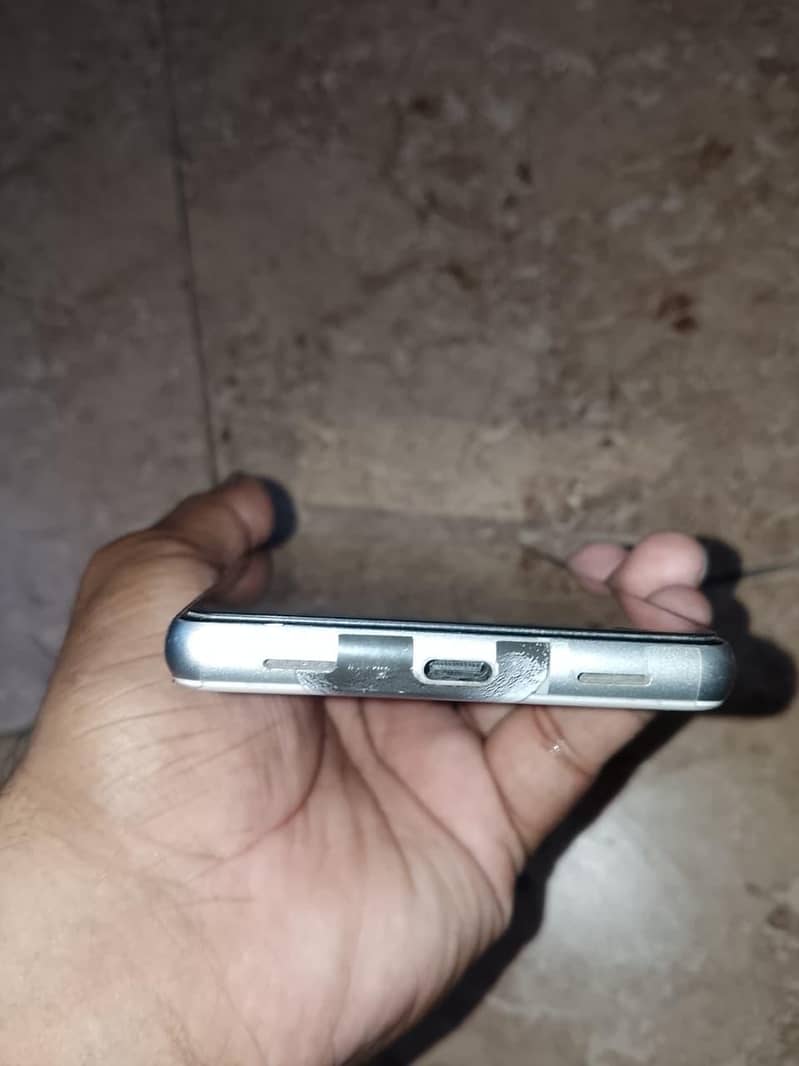 Google Pixel 7a 0
