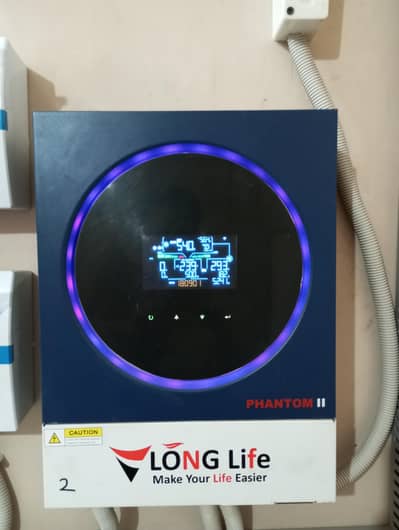 Long Life 6kW MPPT Solar Inverter 10/10