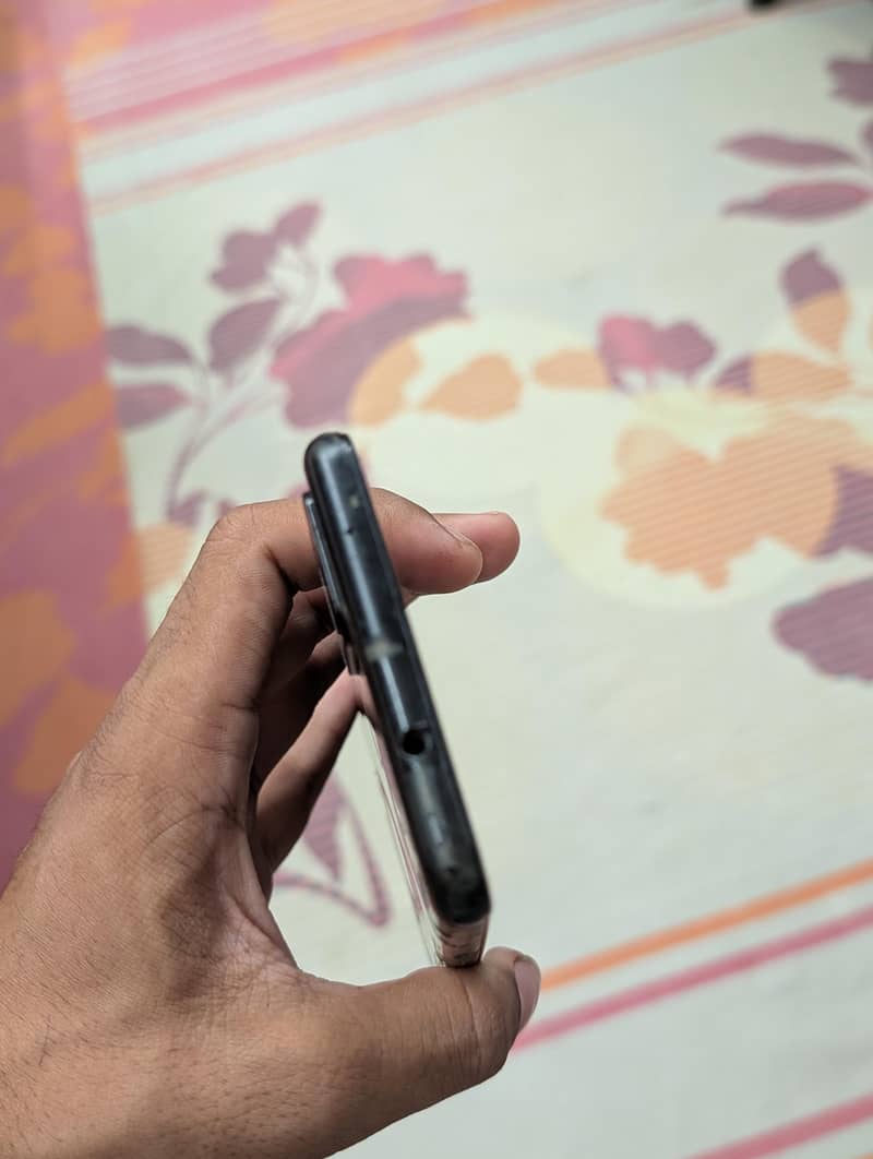 Google Pixel 4a 3