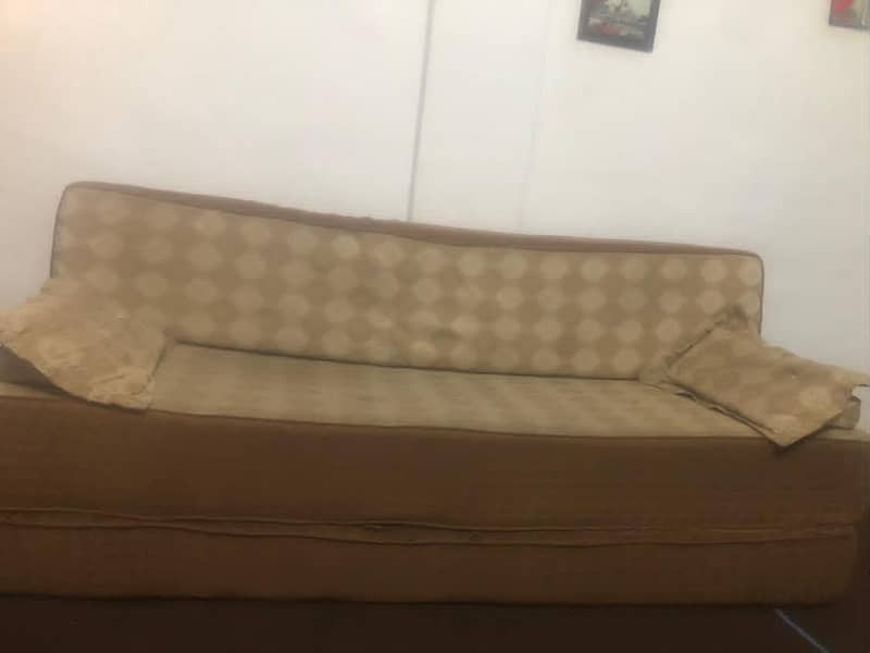 sofa combed  condition 10/08 0